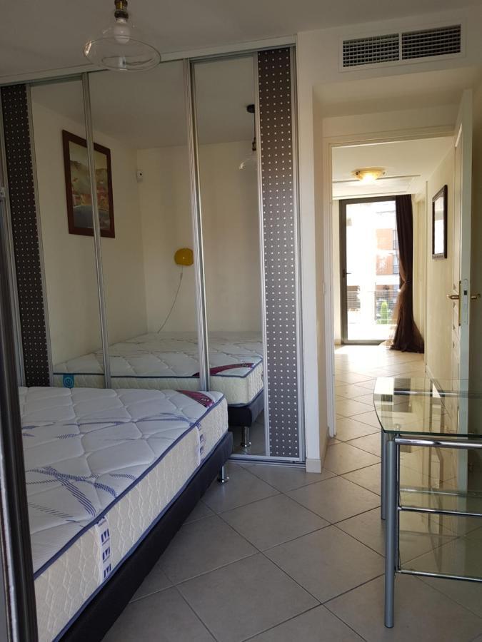 Appartement Villeneuve Loubet Luaran gambar